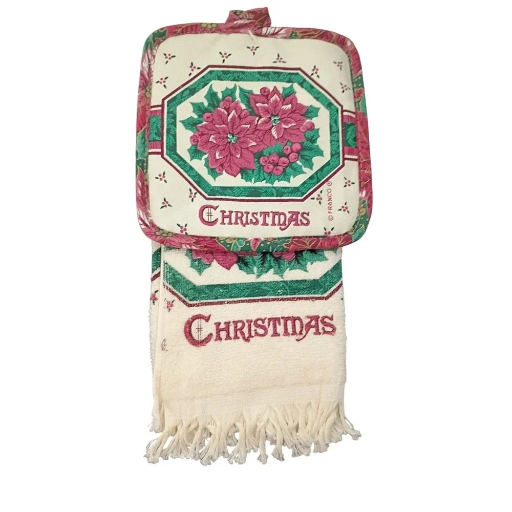 Vintage Franco Christmas Fringed 4 pc Hand Towel‎ Potholder Set Poinsettias